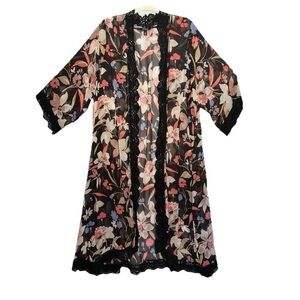 Torrid Black Sheer Floral Crochet Trim Long Kimono Top Cover-Up Robe Size 3/4